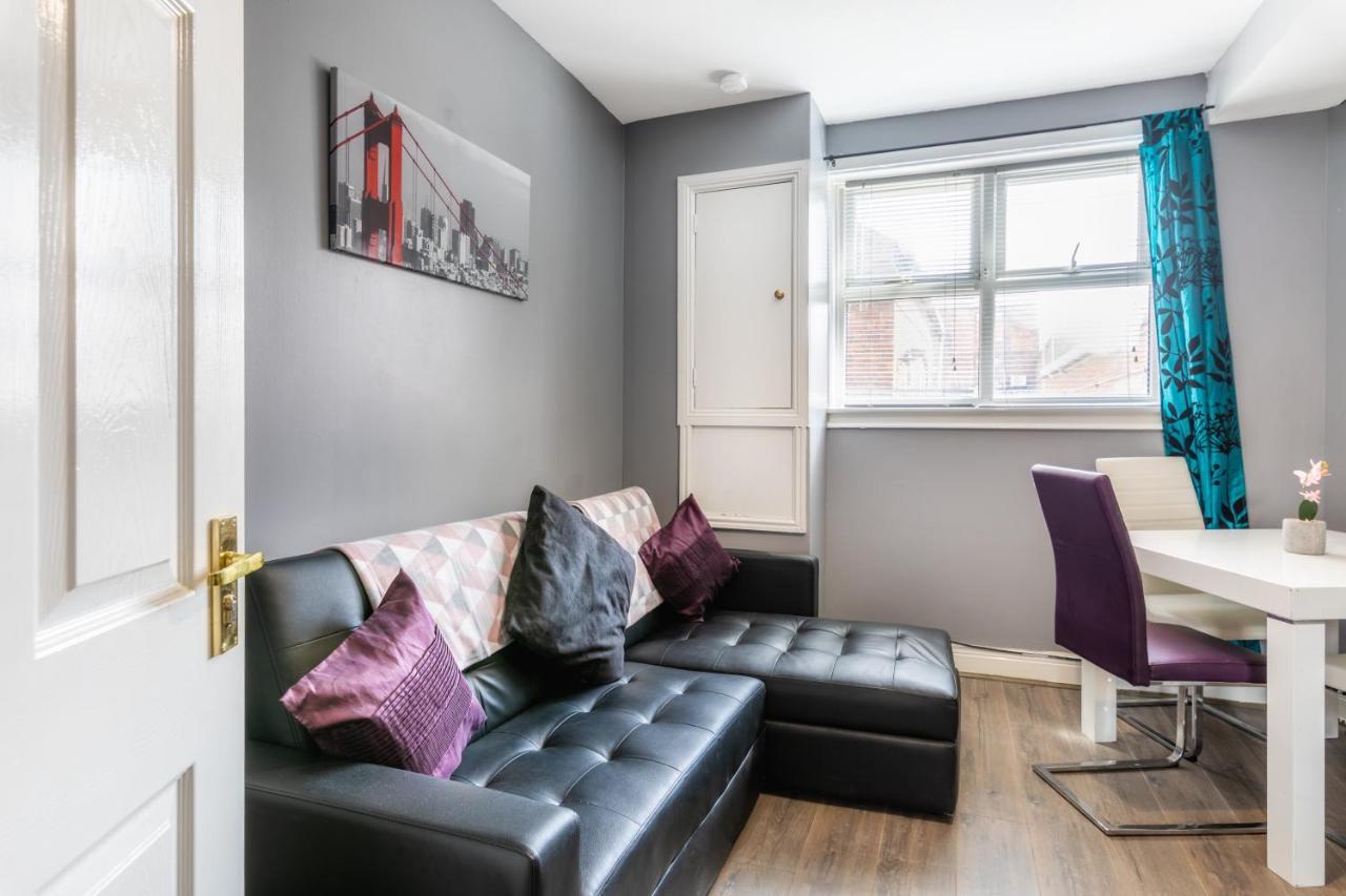 Sunderland City Centre Apartments Free Parking And Wi-Fi エクステリア 写真